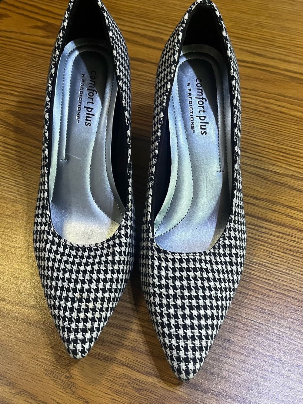 Comfort Plus by Predictions Black & White Houndstooth Pointed-Toe heels Size 5